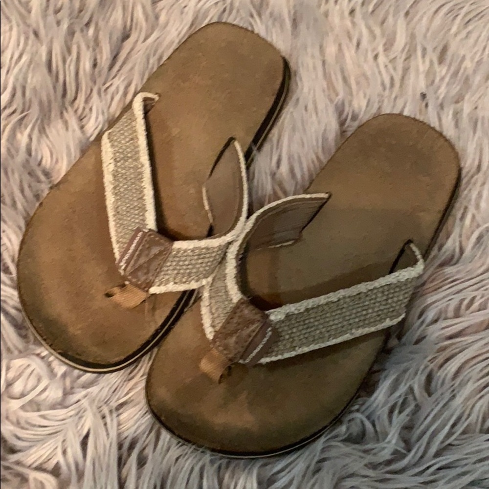 Boys leather flip-flops